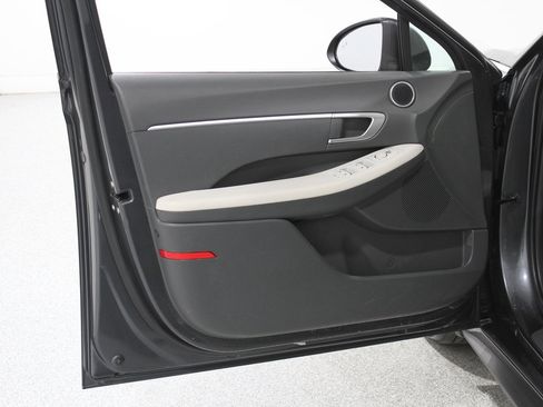 Certified 2022 Hyundai Sonata SE image 4