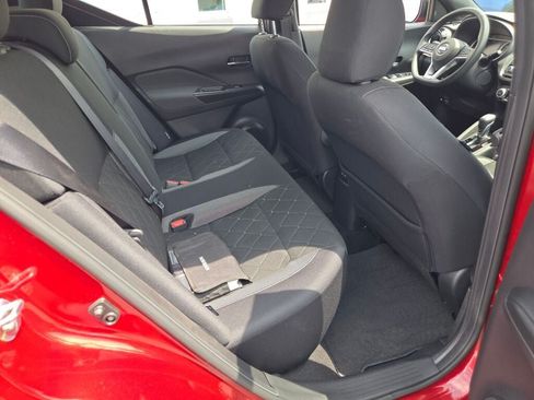 Used 2020 Nissan Kicks SV FWD image 10