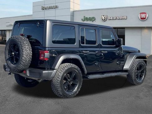 Used 2022 Jeep Wrangler Unlimited Sport AWD/4WD image 7