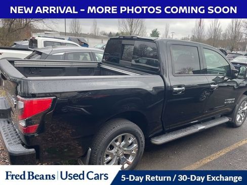 Certified 2021 Nissan Titan SL w/ Moonroof Package image 7