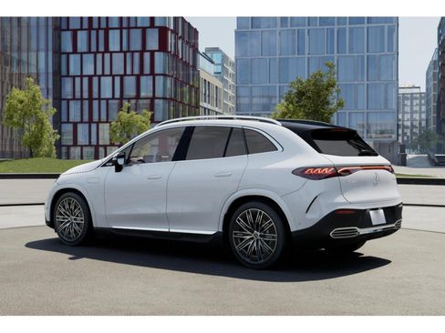 New 2026 Mercedes-Benz EQE 320 4MATIC SUV image 29