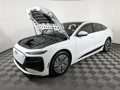 New 2025 Audi A6 e-tron Ultra image 33