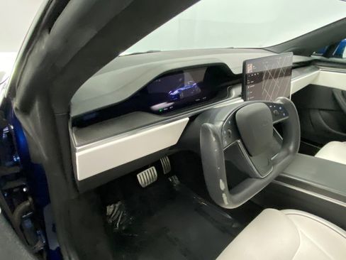 Used 2023 Tesla Model S Plaid image 33