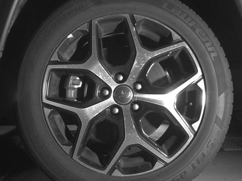 Used 2025 Jeep Compass Limited AWD/4WD image 12