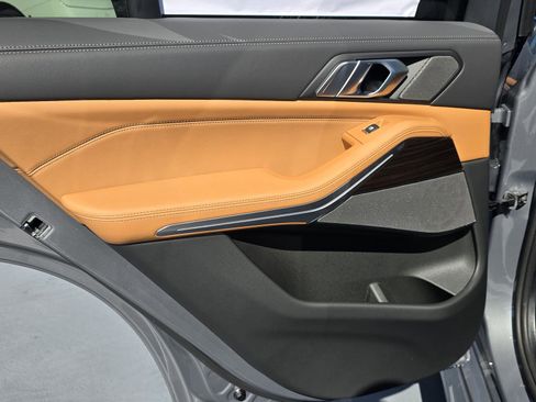 New 2026 BMW X5 xDrive50e w/ M Sport Package image 11