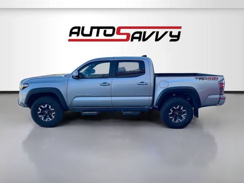 Used 2021 Toyota Tacoma TRD Off-Road AWD/4WD image 4