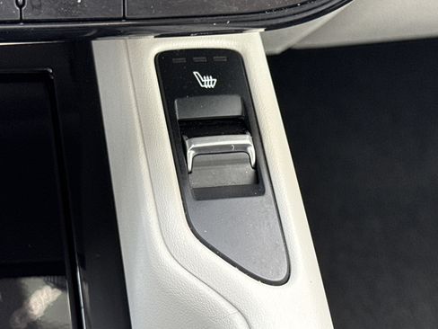 Used 2024 Kia Telluride S w/ S Sunroof Package image 14