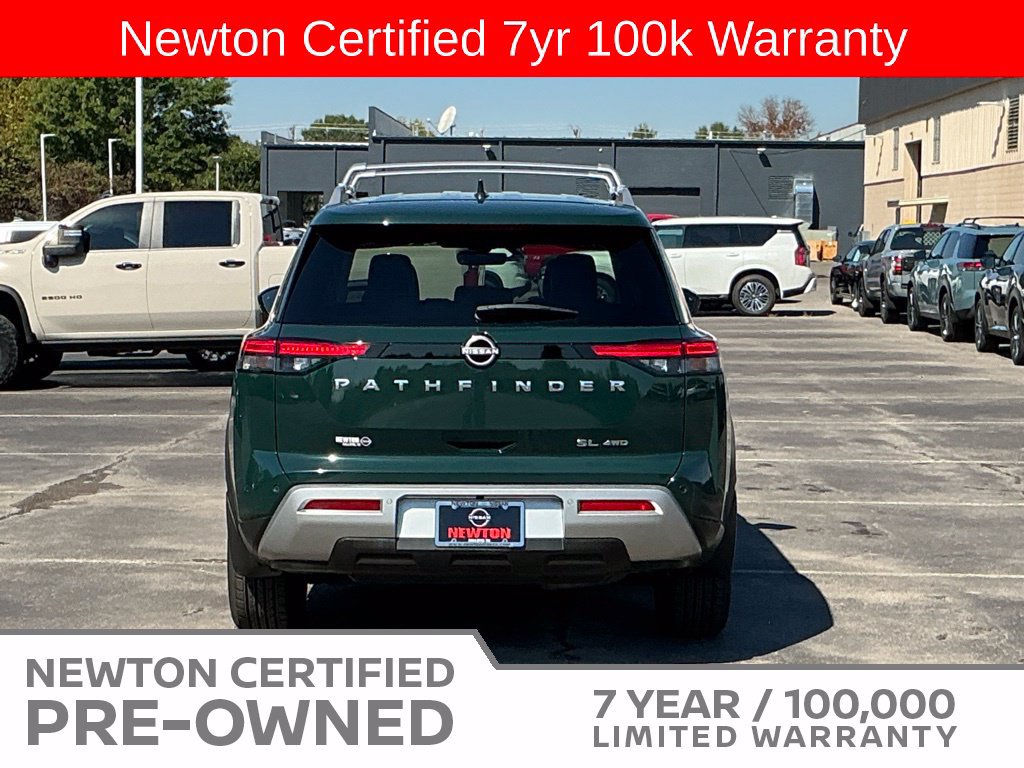 Used 2023 Nissan Pathfinder SL AWD/4WD image 5