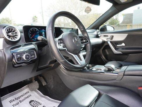 Used 2020 Mercedes-Benz A 220 w/ Premium Package image 9