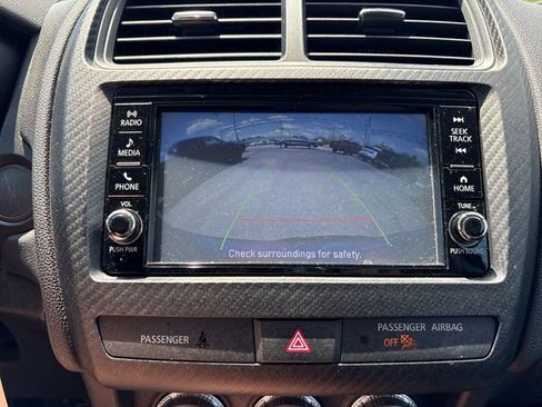 Used 2025 Mitsubishi Outlander Sport ES AWD/4WD image 15