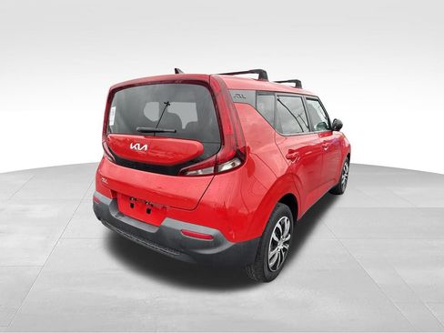 Used 2022 Kia Soul LX FWD image 3