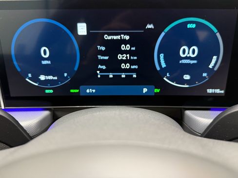 Used 2025 Hyundai Sonata Limited FWD image 29