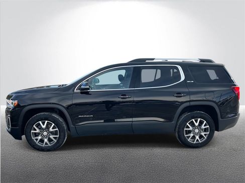 Certified 2023 GMC Acadia SLE w/ Driver Convenience Package image 3
