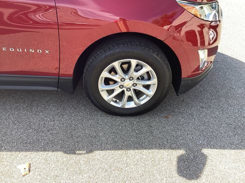 Used 2020 Chevrolet Equinox LT AWD/4WD image 19