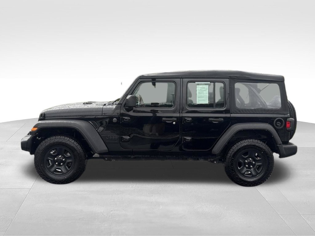 Used 2022 Jeep Wrangler Unlimited Sport AWD/4WD image 7