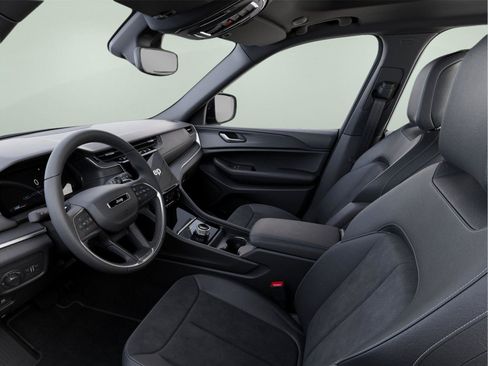 New 2025 Jeep Grand Cherokee Altitude image 22