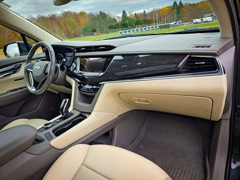 Used 2021 Cadillac XT6 Premium Luxury w/ LPO, Floor Liner Package image 45