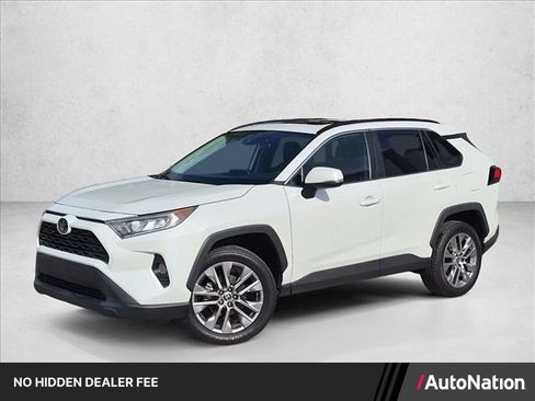 Used 2021 Toyota RAV4 XLE Premium FWD image 1
