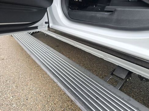 New 2026 Jeep Grand Wagoneer L Limited AWD/4WD image 30