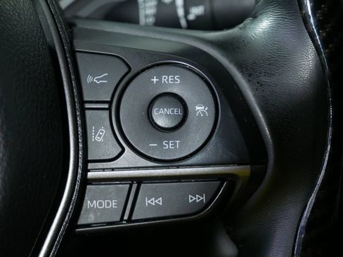 Used 2023 Toyota Camry SE FWD image 25