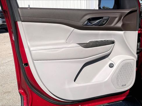 Used 2020 GMC Acadia SLT w/ Trailering Package image 19