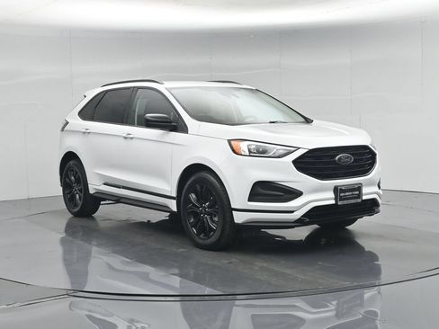 Used 2022 Ford Edge SE w/ Black Appearance Package AWD/4WD image 57