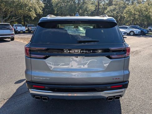 New 2026 GMC Acadia Denali w/ Super Cruise Package image 5