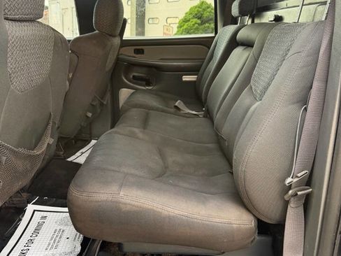 Used 2003 Chevrolet Avalanche 4x4 w/ The North Face Edition image 13