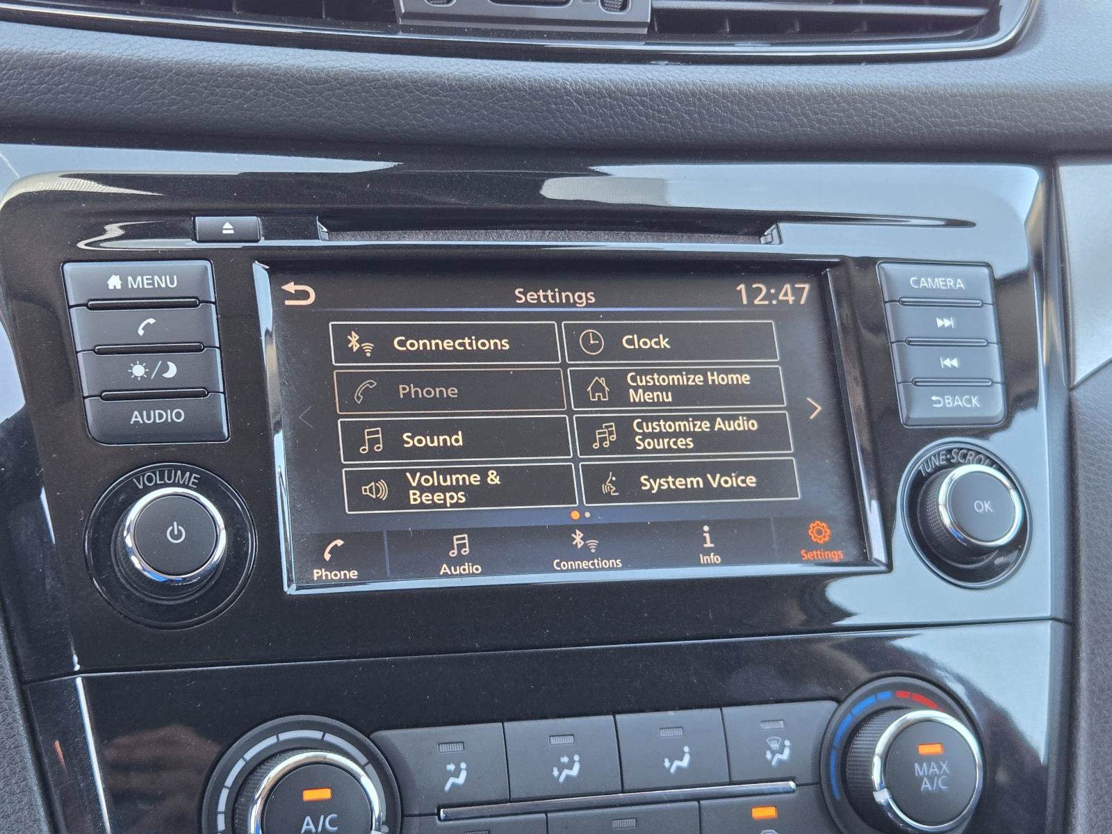 Used 2020 Nissan Rogue Sport S w/ Appearance Package FWD image 7