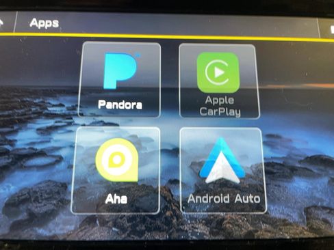 Used 2019 Subaru Crosstrek 2.0i image 5