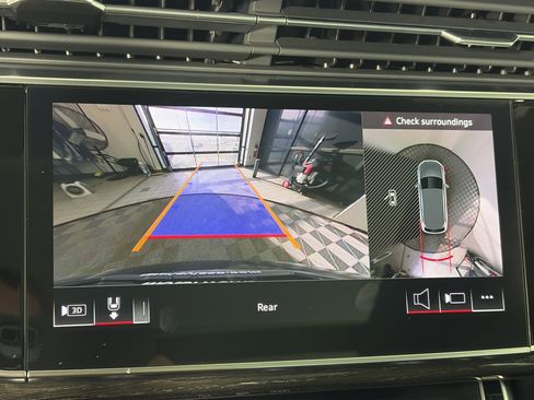 Certified 2025 Audi Q7 2.0T Premium w/ Convenience Plus Package image 22