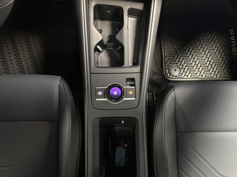 New 2026 Volkswagen Tiguan SE R-Line AWD/4WD image 34