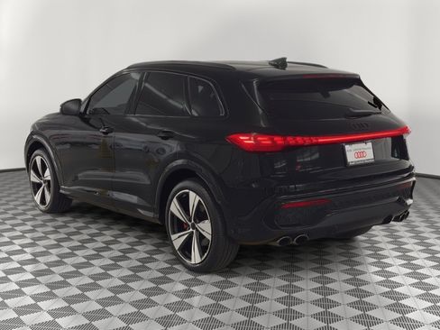 New 2026 Audi SQ5 Premium Plus AWD/4WD image 3