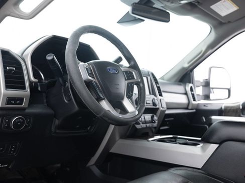 Used 2019 Ford F250 Lariat w/ Lariat Ultimate Package image 30