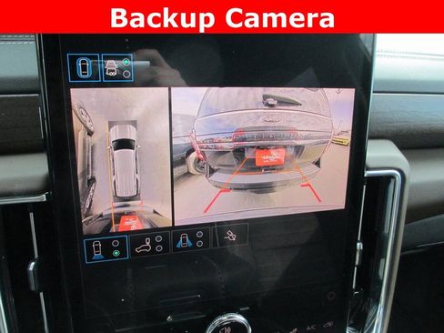 Used 2025 GMC Yukon XL Denali Ultimate image 19