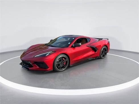 Used 2021 Chevrolet Corvette Stingray w/ Z51 Performance Package image 4