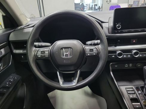 Used 2024 Honda CR-V EX image 28