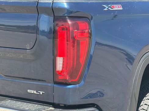 Used 2023 GMC Sierra 1500 SLT w/ SLT Premium Package AWD/4WD image 26