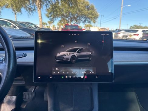 Used 2023 Tesla Model 3 Standard Range image 21