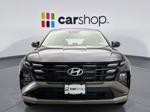 Used 2025 Hyundai Tucson SE FWD image 8