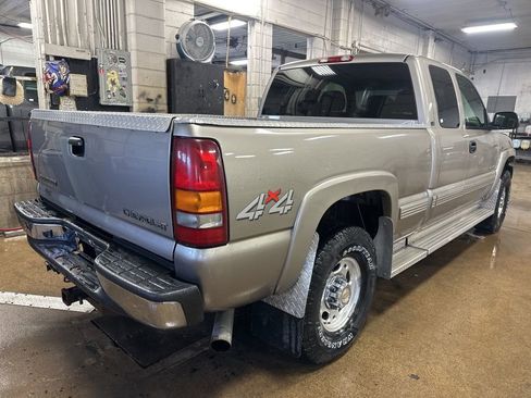 Used 2002 Chevrolet Silverado 2500 LS image 13