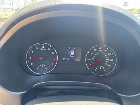 Used 2023 Kia Seltos LX AWD/4WD image 39