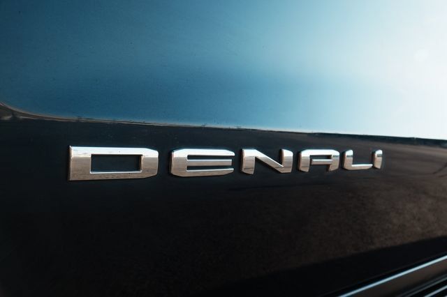 Used 2023 GMC Sierra 1500 Denali w/ Denali Reserve Package AWD/4WD image 30