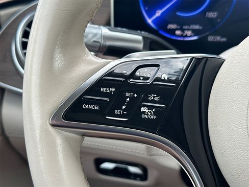 Certified 2022 Mercedes-Benz EQS 450+ 450 image 28