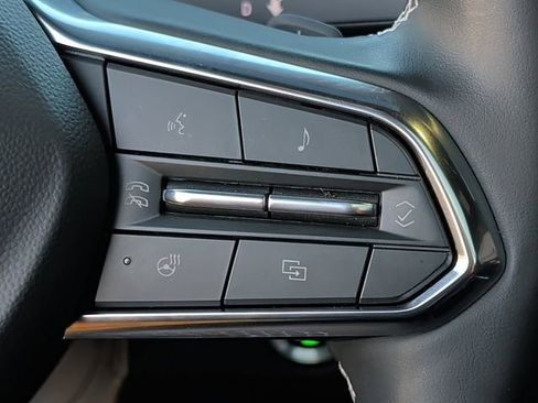 Used 2026 Chevrolet Traverse Z71 image 12