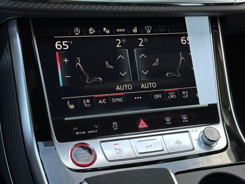 New 2026 Audi RS Q8 performance image 18