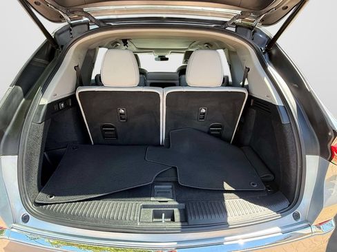 Certified 2023 Acura MDX SH-AWD w/ Technology Package image 8