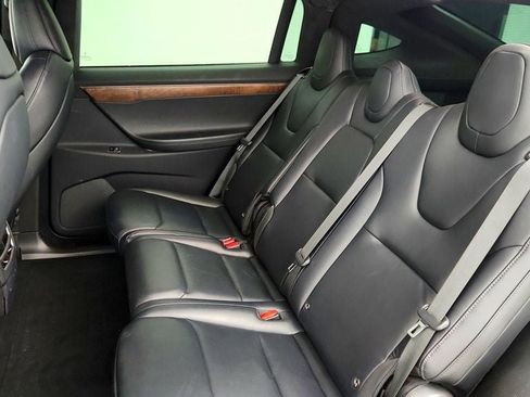 Used 2020 Tesla Model X Long Range image 24