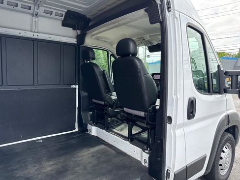 Used 2023 RAM ProMaster 2500 image 37