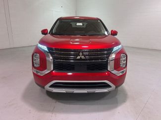 New 2025 Mitsubishi Outlander SE video 2